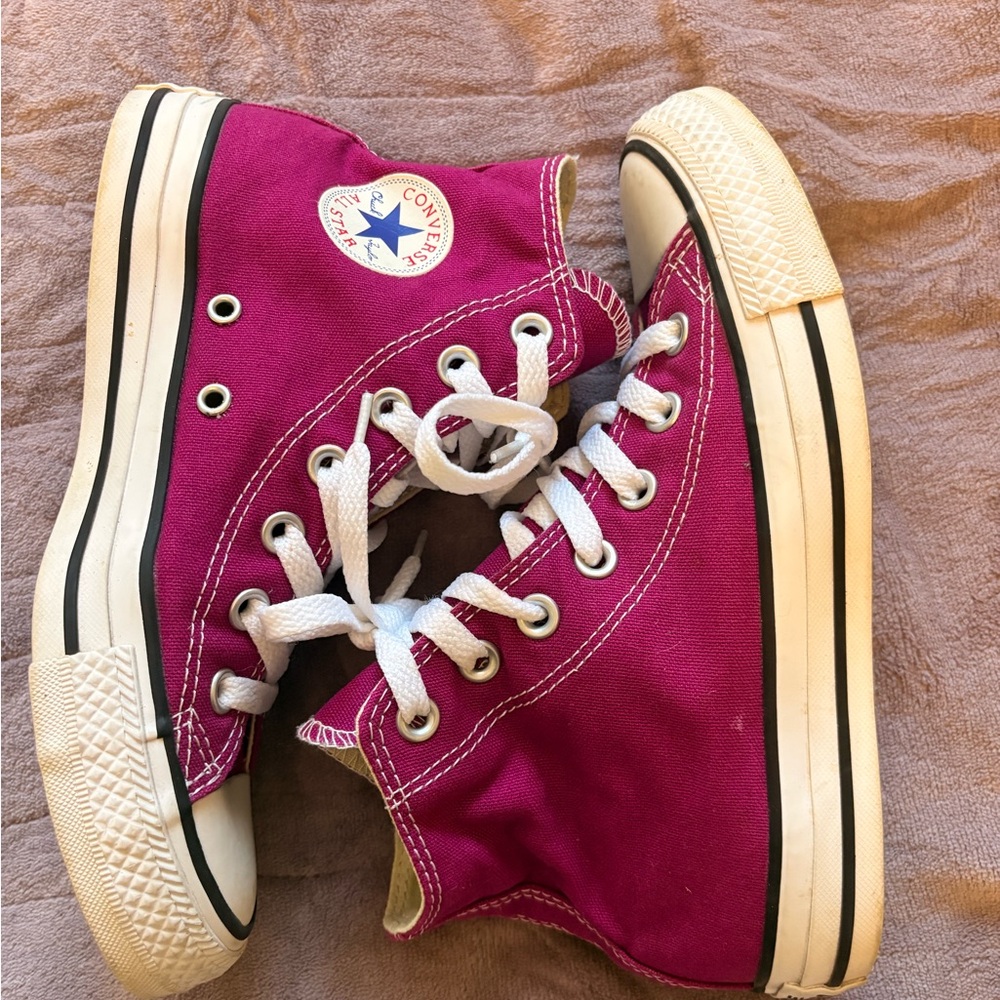 Converse Women's High-Top Sneakers - Magenta and White